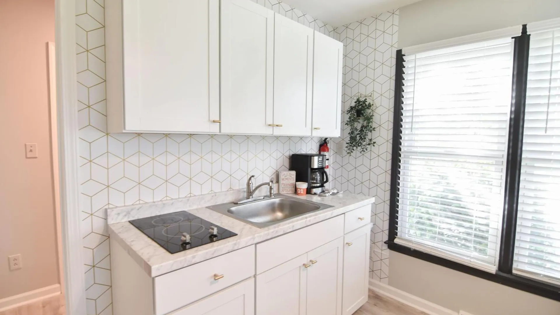 Sweet 1Br 1Ba 5 Min To Lake 20 Min To Downtown Clt 샬럿 0*,